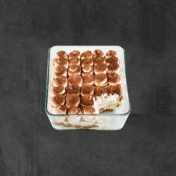 تیرامیسو با سرو سرمیز